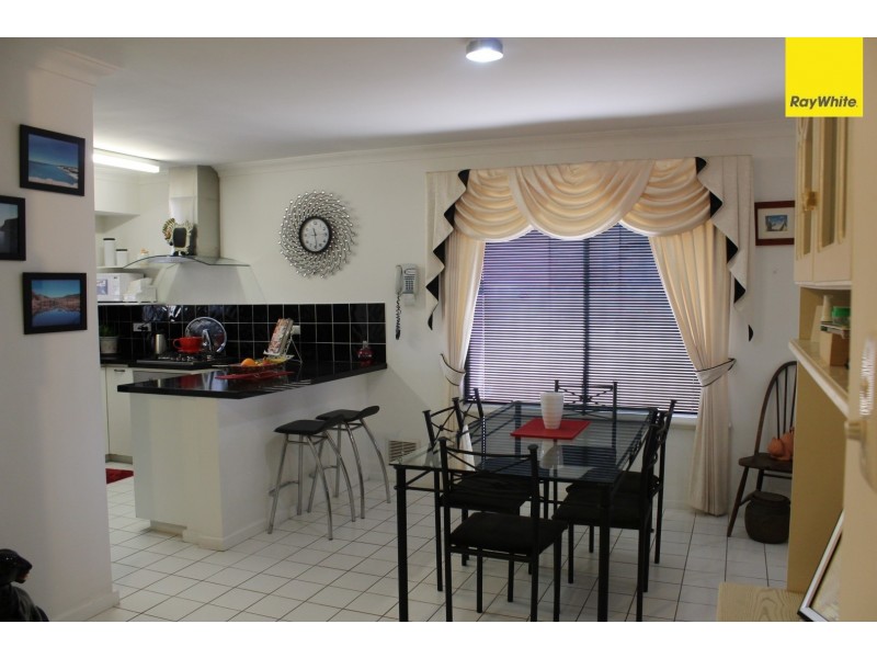 33 Parkfield Road, Kelmscott WA 6111