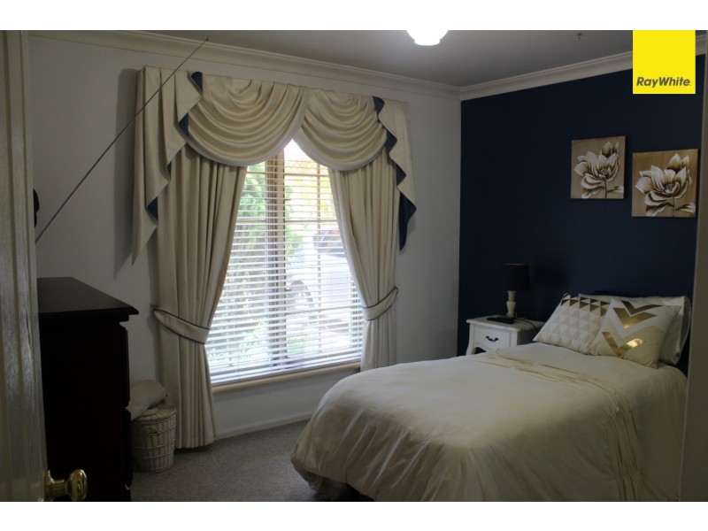 33 Parkfield Road, Kelmscott WA 6111