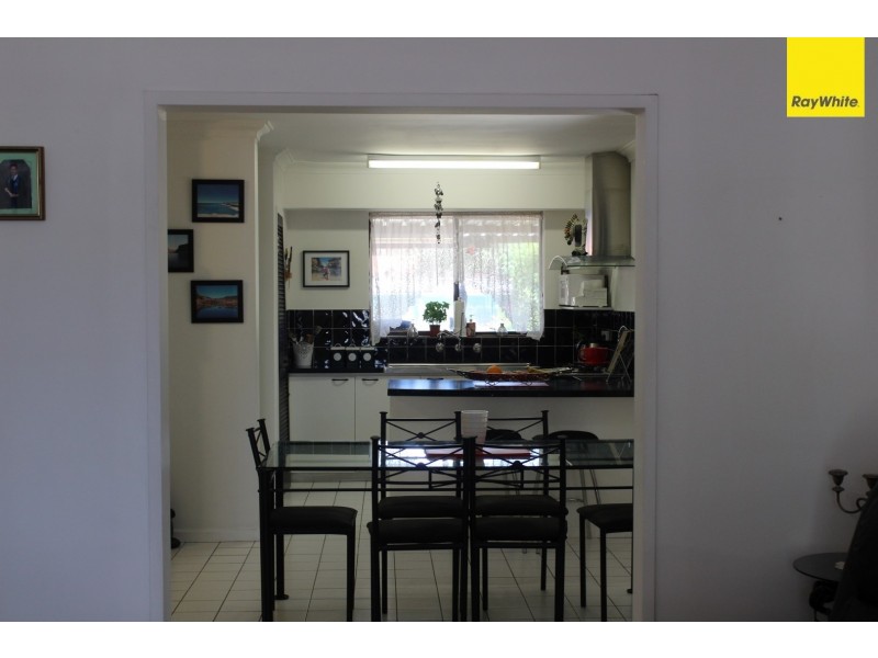 33 Parkfield Road, Kelmscott WA 6111