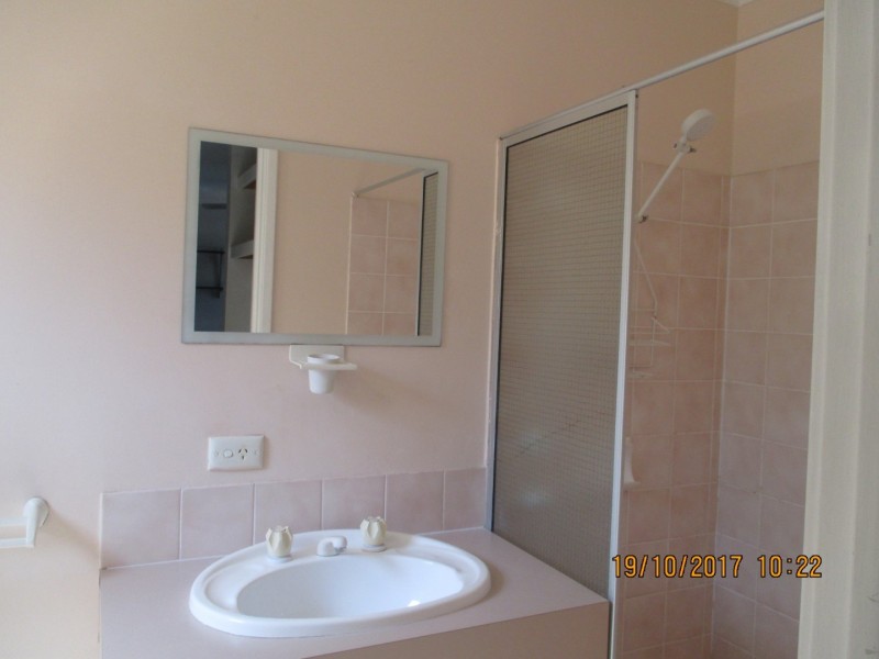 98 Brown Crescent, Seville Grove WA 6112