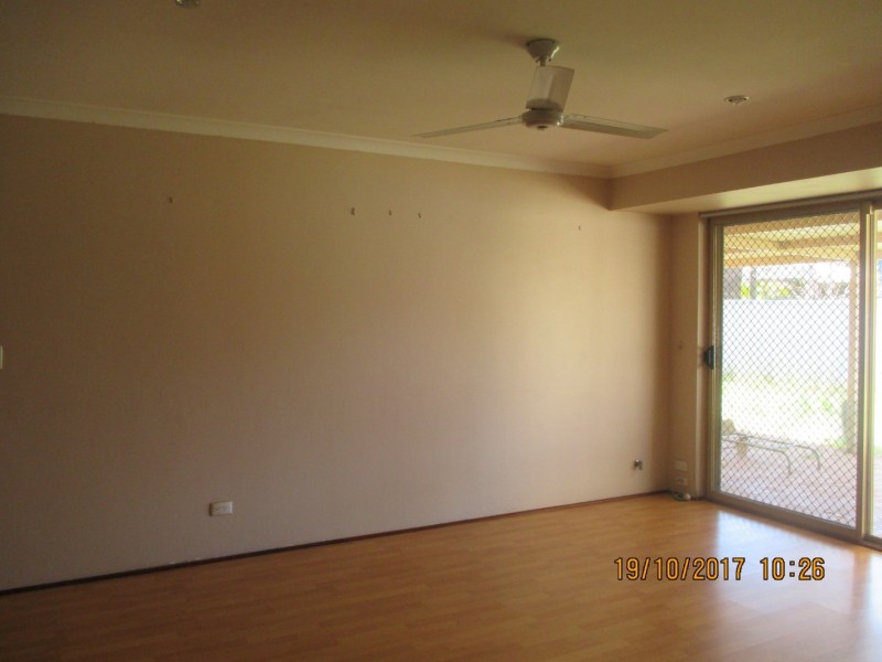 98 Brown Crescent, Seville Grove WA 6112