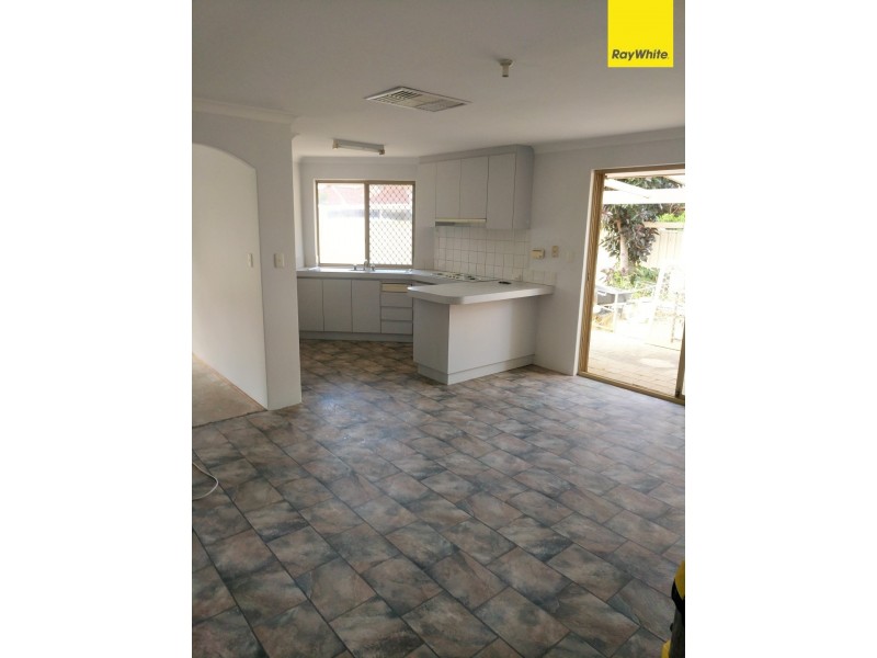 34 Candish Grove, Seville Grove WA 6112