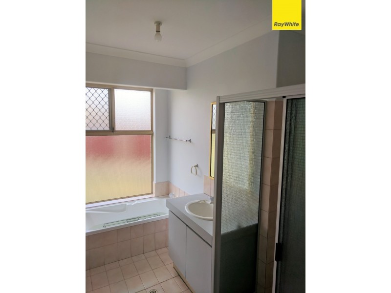 34 Candish Grove, Seville Grove WA 6112