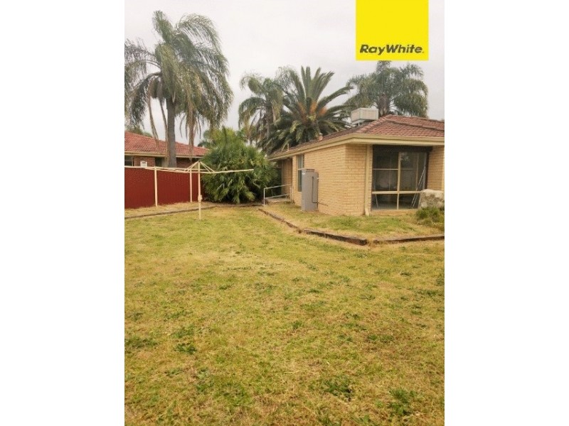 34 Candish Grove, Seville Grove WA 6112