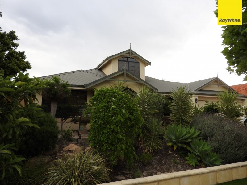 26 Roebuck Avenue, Canning Vale WA 6155