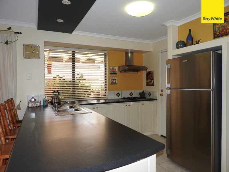 26 Roebuck Avenue, Canning Vale WA 6155