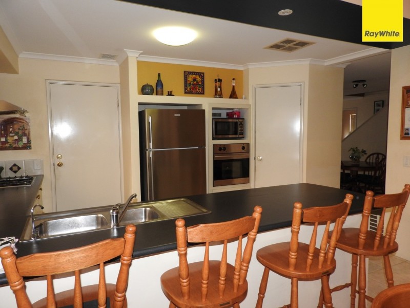 26 Roebuck Avenue, Canning Vale WA 6155