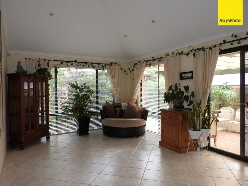 26 Roebuck Avenue, Canning Vale WA 6155