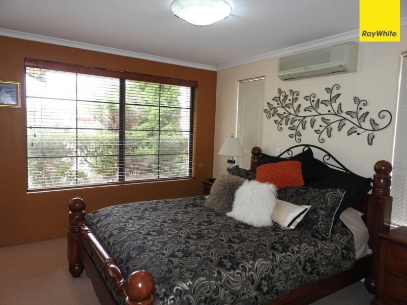 26 Roebuck Avenue, Canning Vale WA 6155