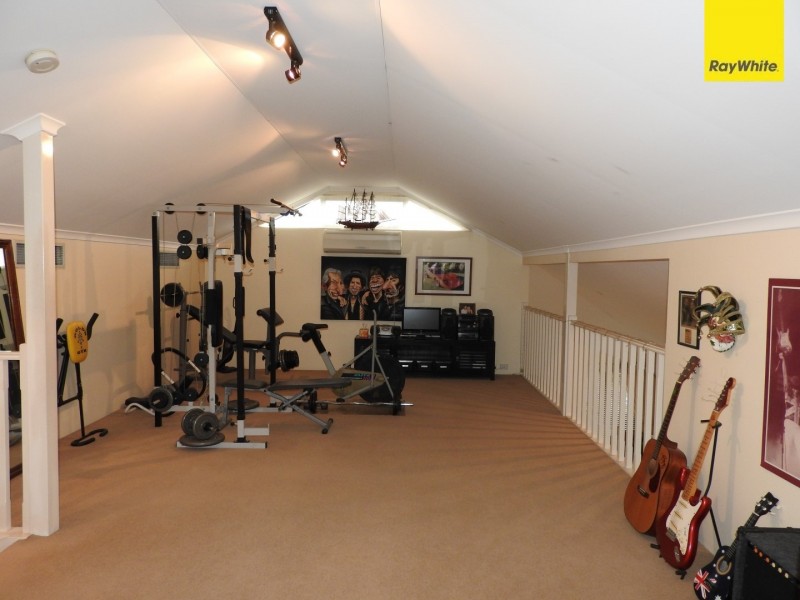 26 Roebuck Avenue, Canning Vale WA 6155