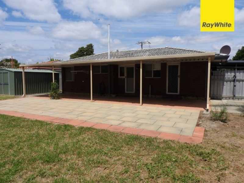 7 Leumeah Street, Armadale WA 6112