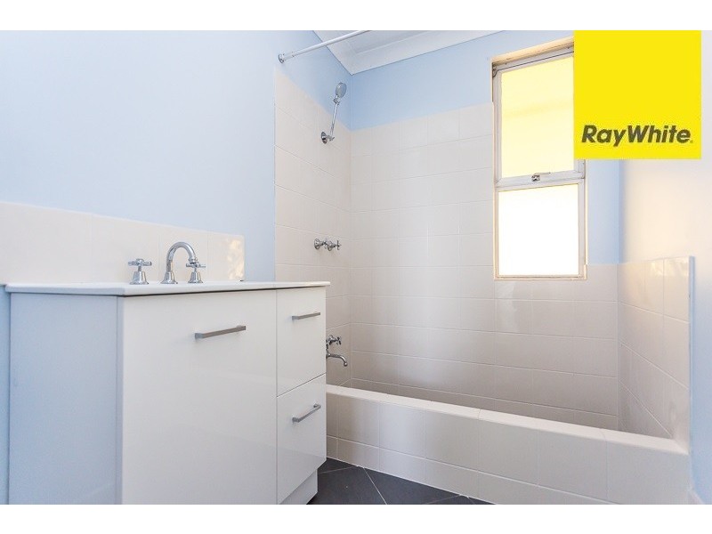 31 Girraween Street, Armadale WA 6112