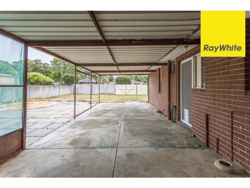 31 Girraween Street, Armadale WA 6112