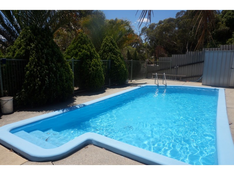 31 Ellis Road, Mount Nasura WA 6112