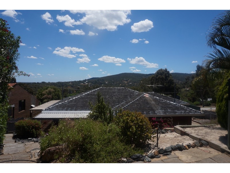 31 Ellis Road, Mount Nasura WA 6112