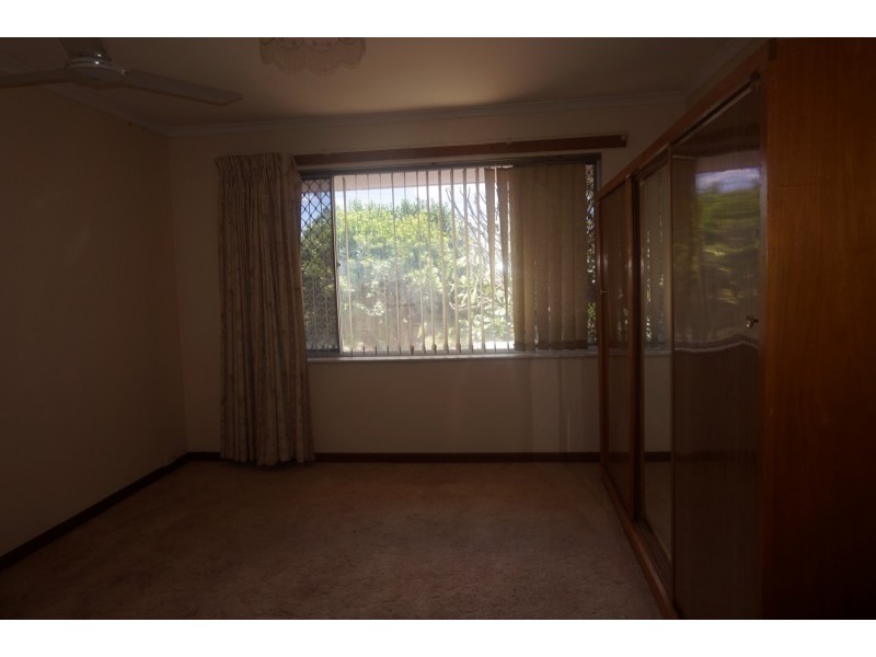 31 Ellis Road, Mount Nasura WA 6112