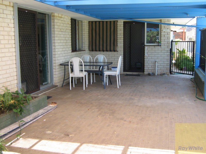 10 Junee Place, Armadale WA 6112