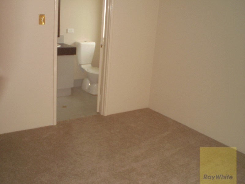 30 Chamberlain Way, Armadale WA 6112