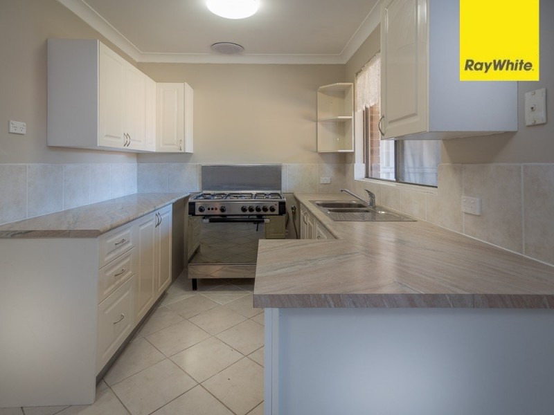 12 Silver Mallee Close, Camillo WA 6111