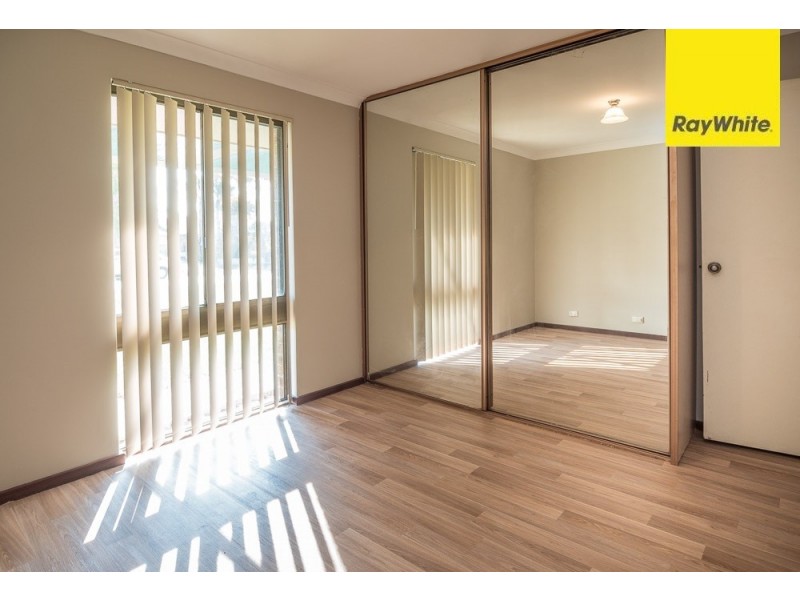 12 Silver Mallee Close, Camillo WA 6111