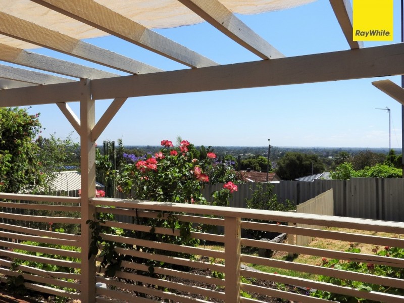 3 Alola Street, Kelmscott WA 6111