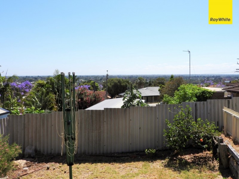 3 Alola Street, Kelmscott WA 6111