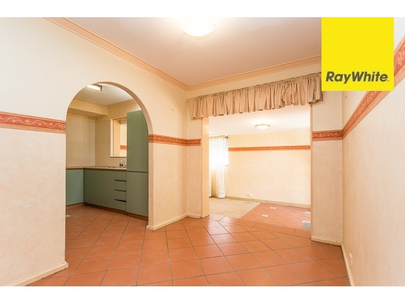 2 Junee Place, Armadale WA 6112