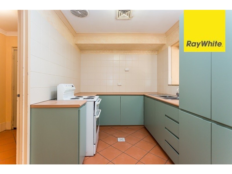 2 Junee Place, Armadale WA 6112