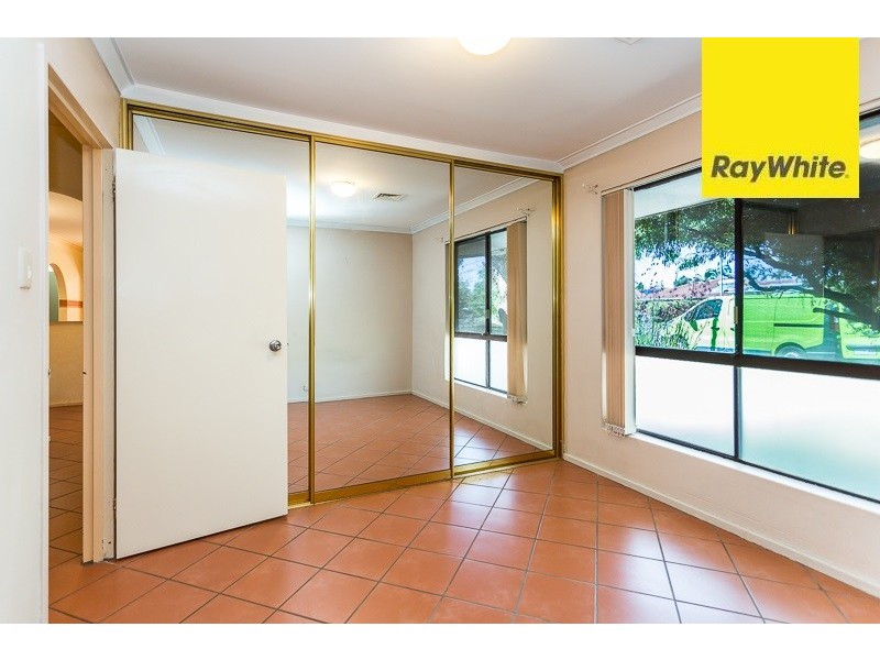2 Junee Place, Armadale WA 6112