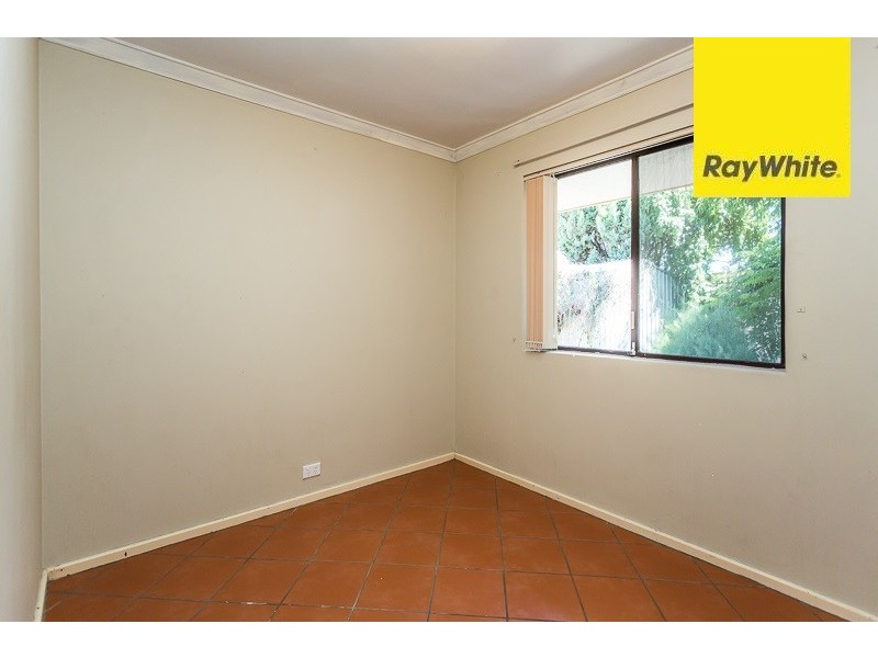 2 Junee Place, Armadale WA 6112