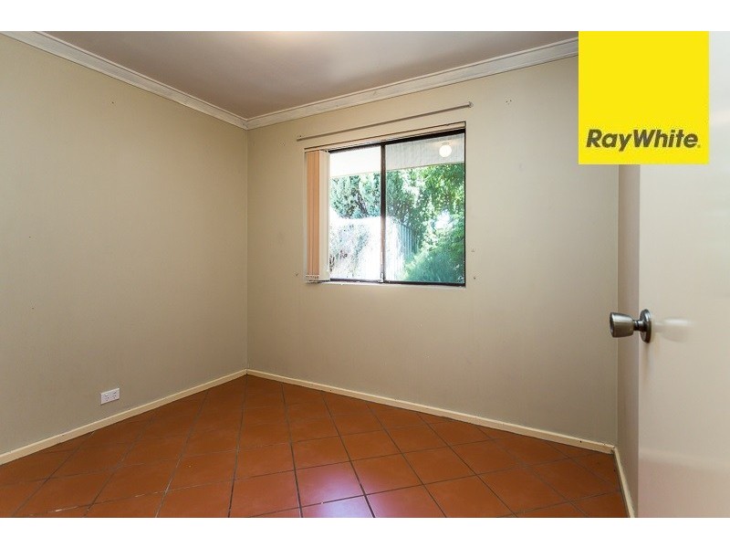 2 Junee Place, Armadale WA 6112