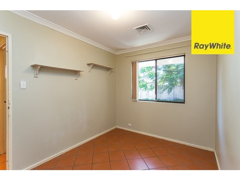 2 Junee Place, Armadale WA 6112