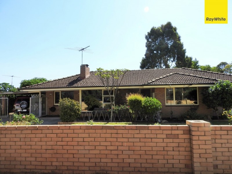 375 Railway Avenue, Armadale WA 6112