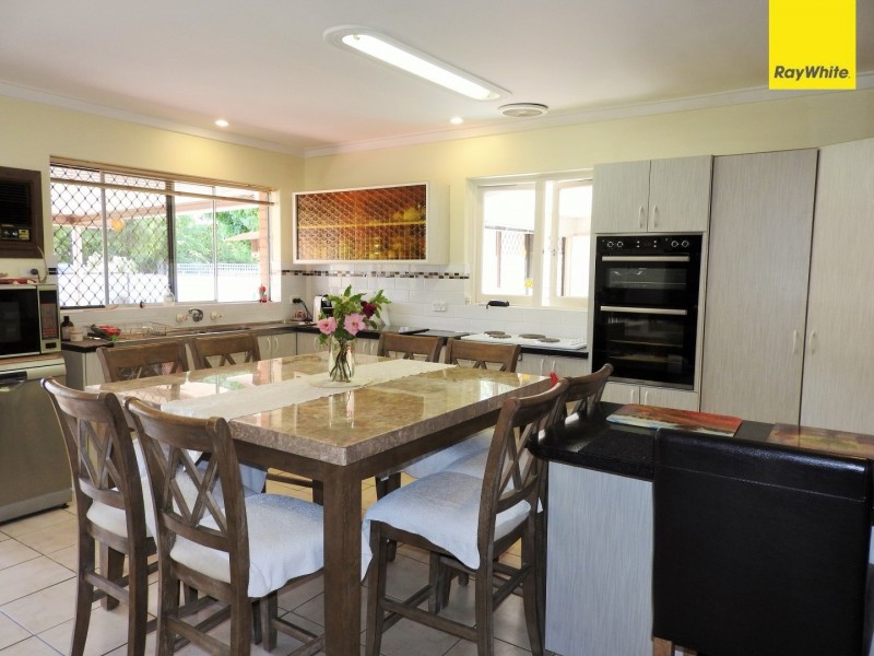 375 Railway Avenue, Armadale WA 6112