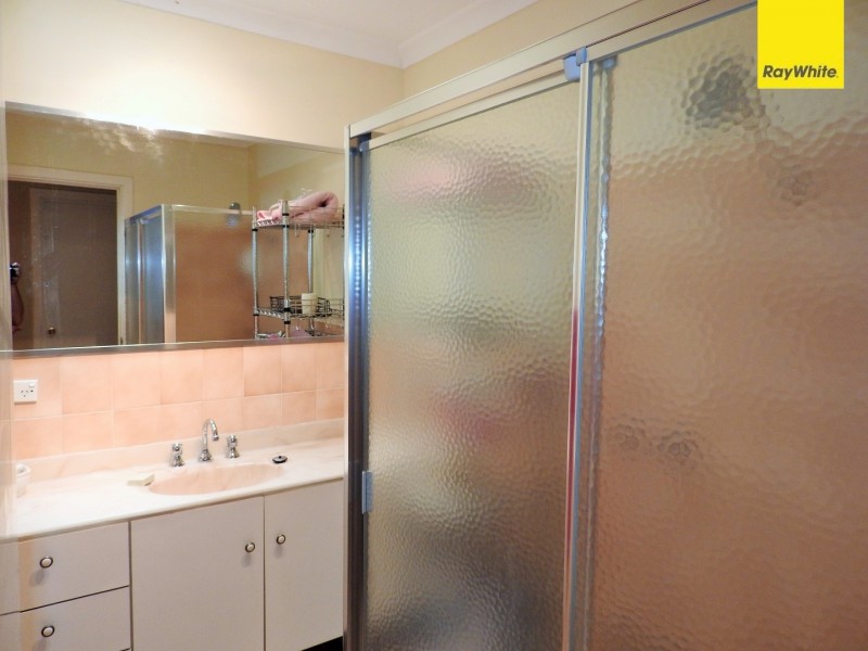 375 Railway Avenue, Armadale WA 6112