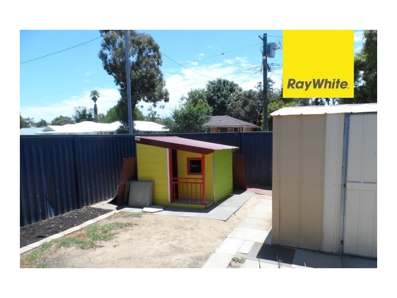 1 Mignon Court, Armadale WA 6112