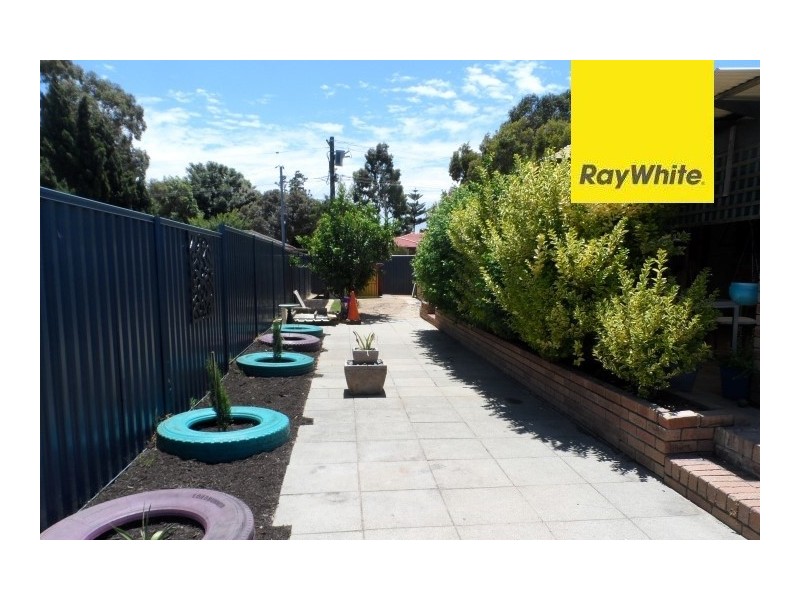 1 Mignon Court, Armadale WA 6112