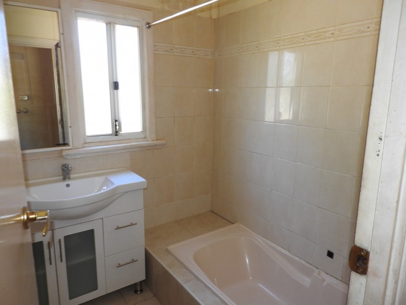 37 Wungong Road, Armadale WA 6112