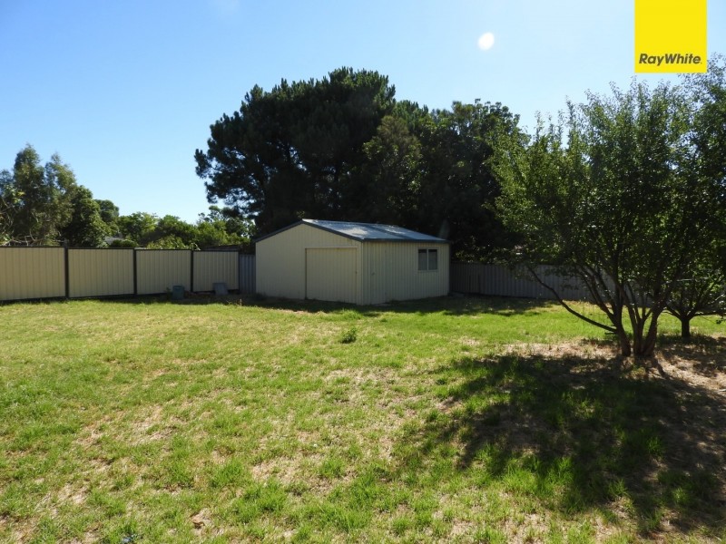 37 Wungong Road, Armadale WA 6112
