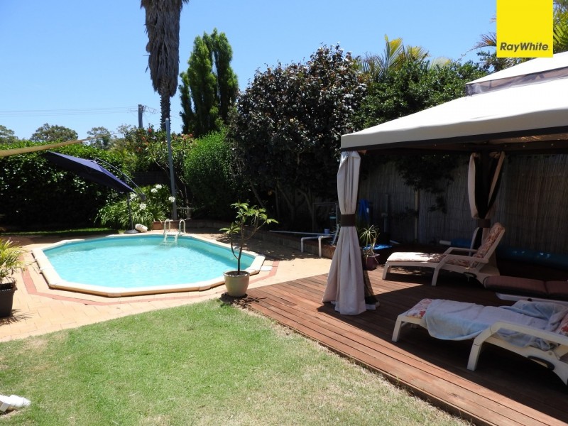 83 Inverness Circle, Camillo WA 6111