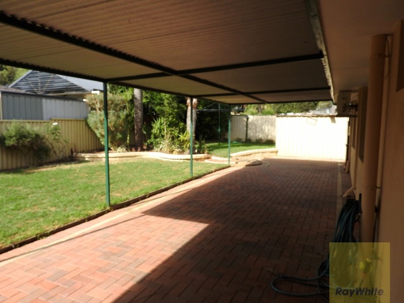 6 Ash Court, Armadale WA 6112