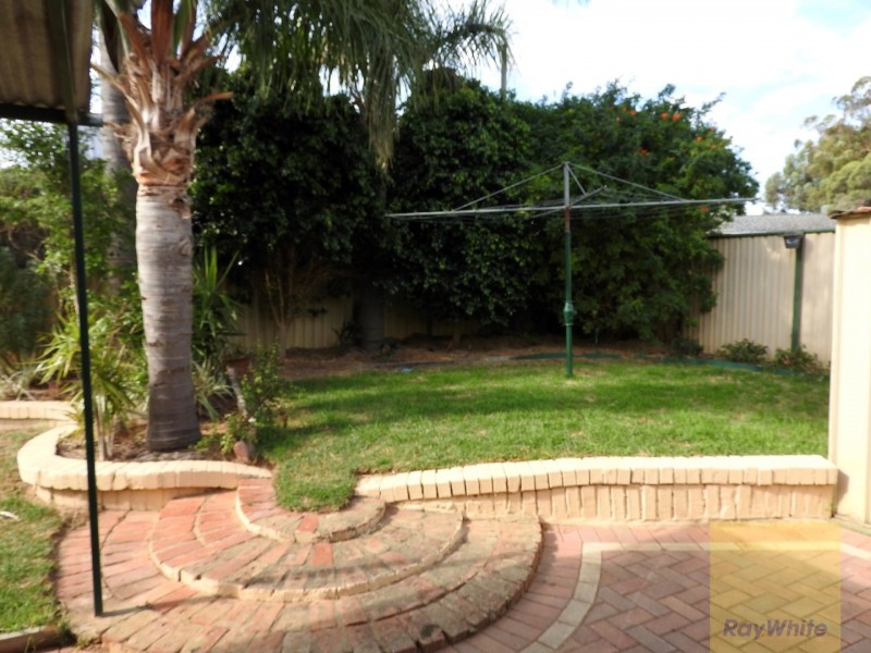 6 Ash Court, Armadale WA 6112