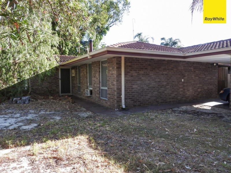 22 Dollis Way, Camillo WA 6111