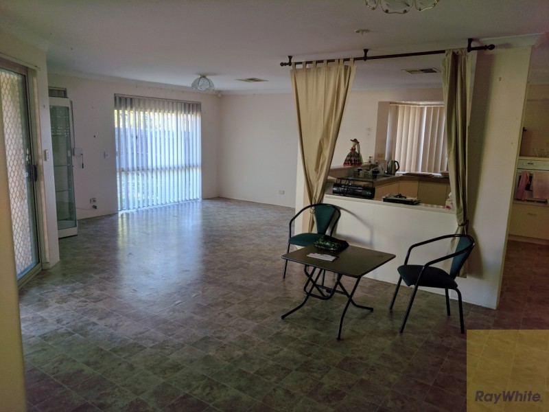 34 Starlight Pass, Seville Grove WA 6112