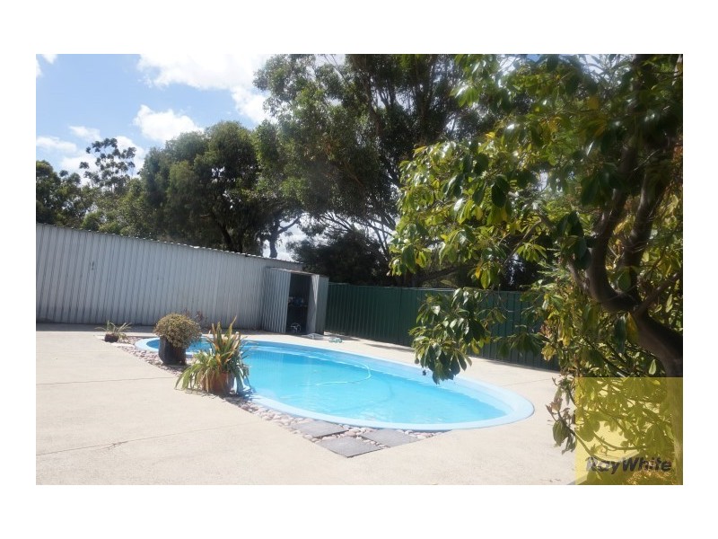 75 Doorigo Road, Armadale WA 6112