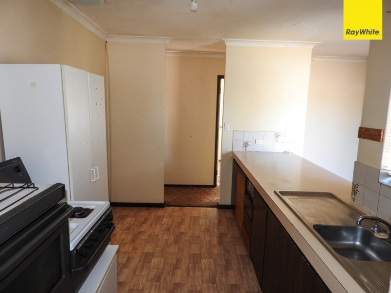 1 Beechcroft Place, Camillo WA 6111