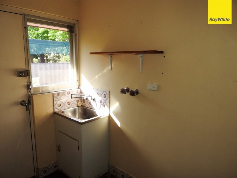 1 Beechcroft Place, Camillo WA 6111