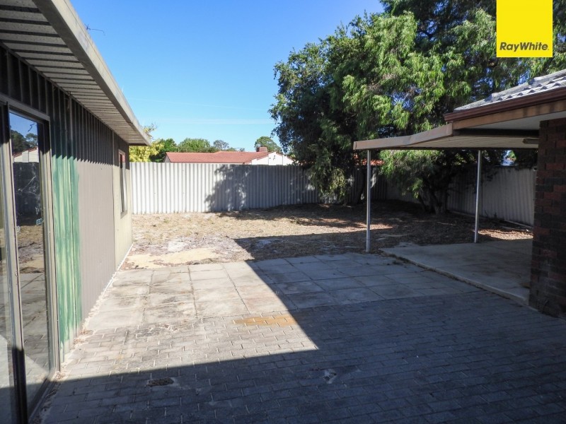 1 Beechcroft Place, Camillo WA 6111