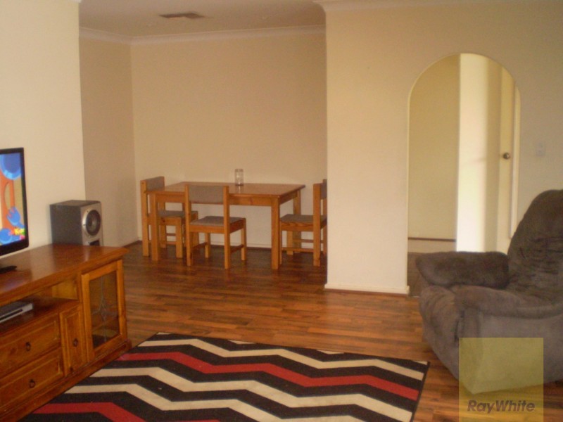 11 Jarrah Close, Camillo WA 6111