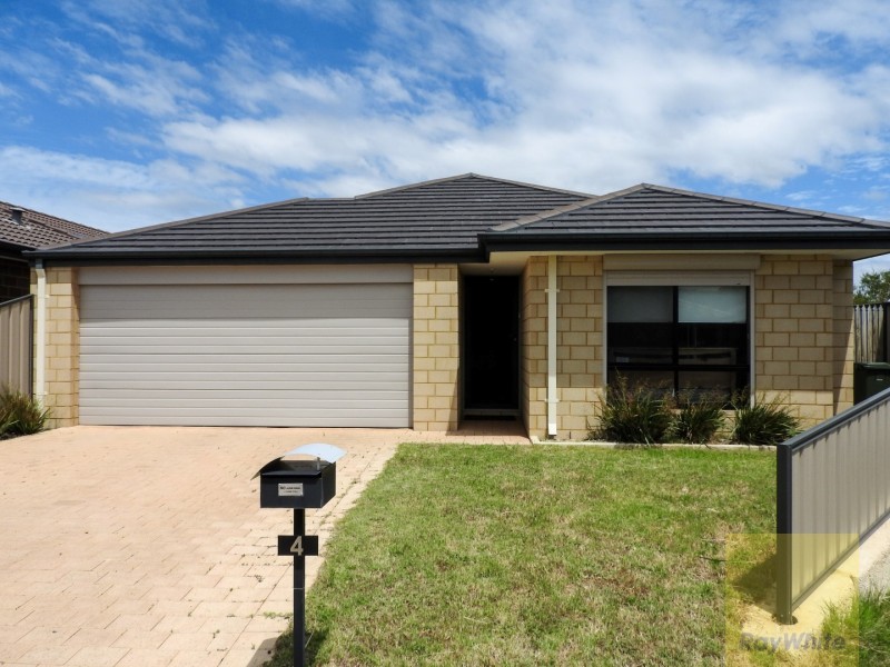 4 Padra Turn, Byford WA 6122